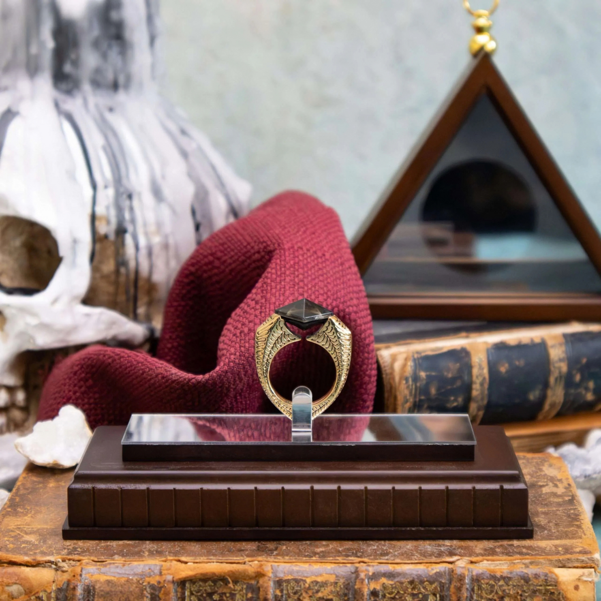 NOBLE COLLECTION - HARRY POTTER - THE HORCRUX RING