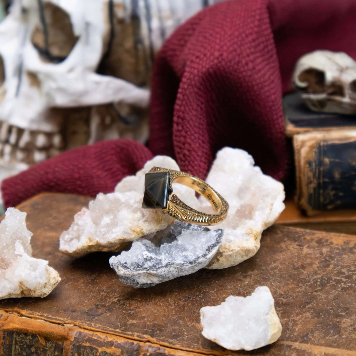 NOBLE COLLECTION - HARRY POTTER - THE HORCRUX RING