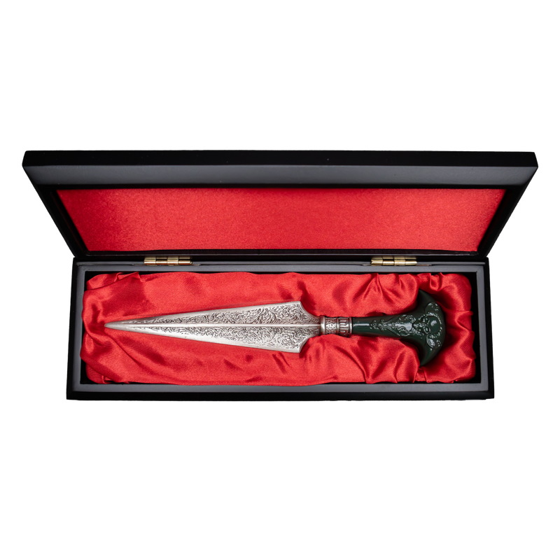 NOBLE COLLECTION - HARRY POTTER - BELLATRIX LESTRANGE DAGGER