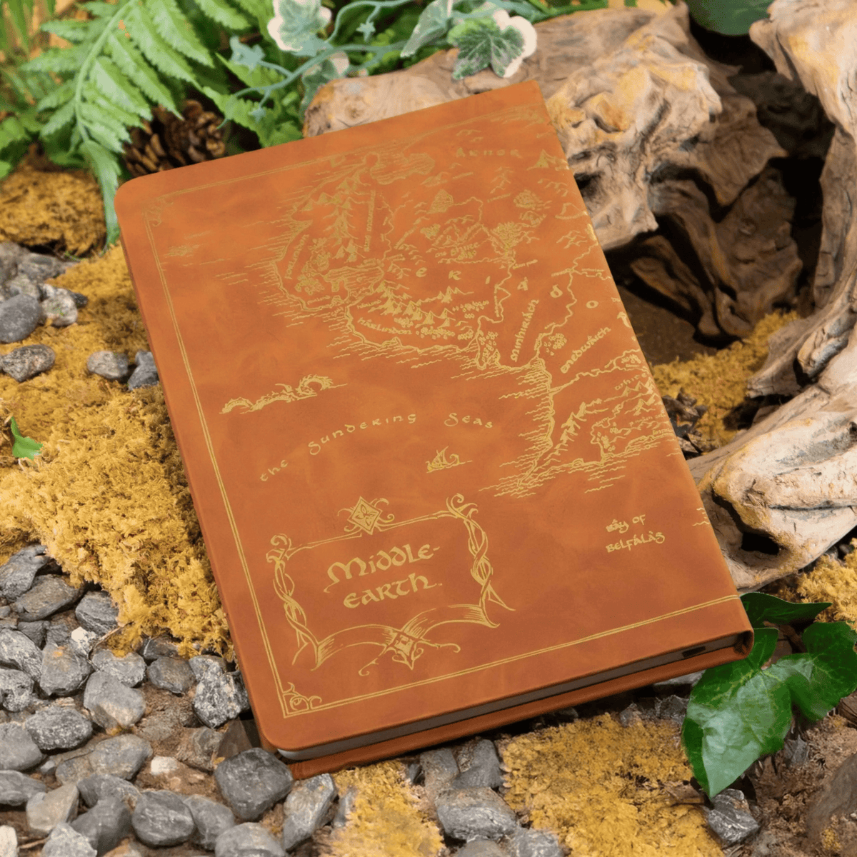 NOBLE COLLECTION - LORD OF THE RINGS - MAP OF MIDDLE EARTH JOURNAL