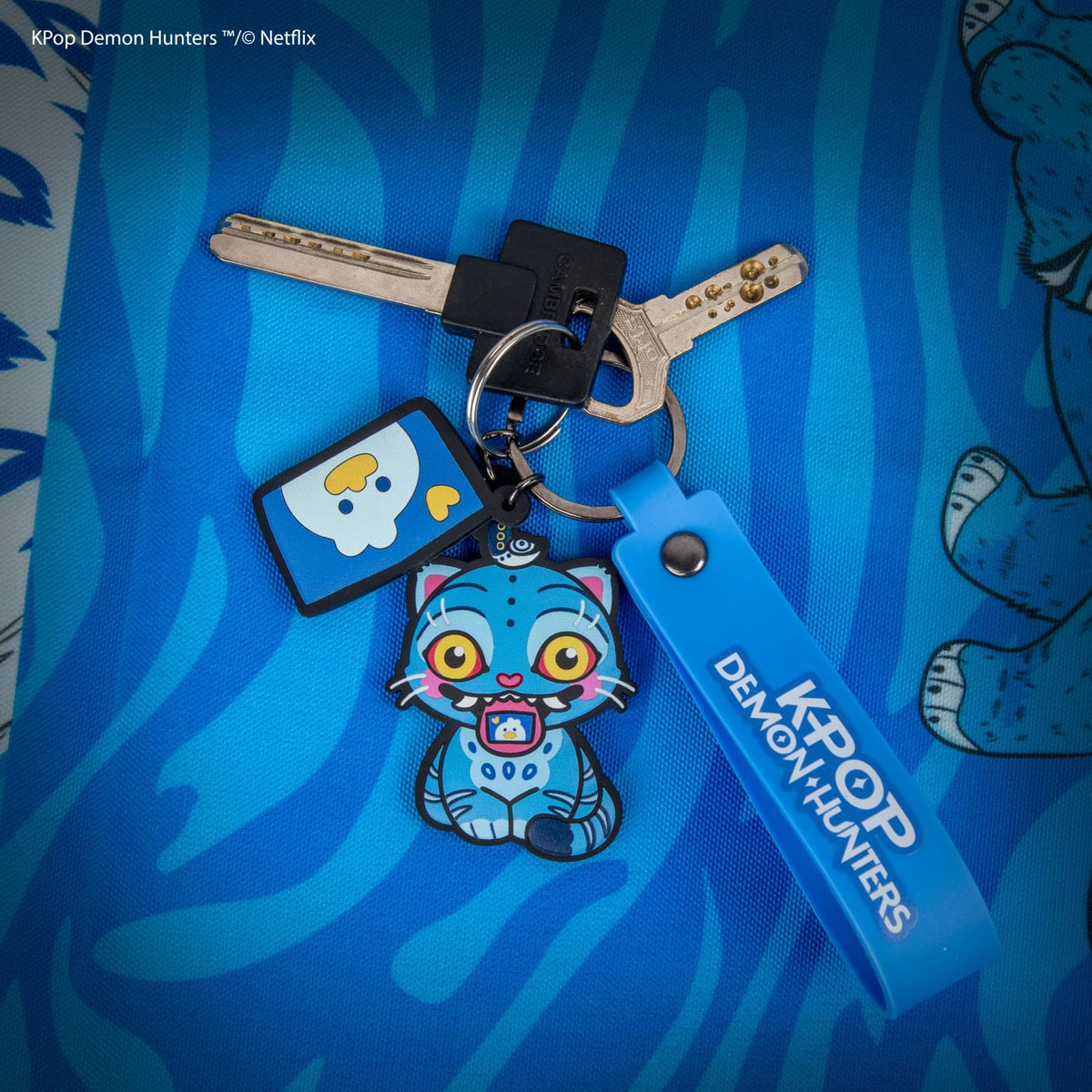 CINEREPLICAS: KPOP DEMON HUNTERS - WRISTLET KEYCHAIN - DERPY 4895205625358