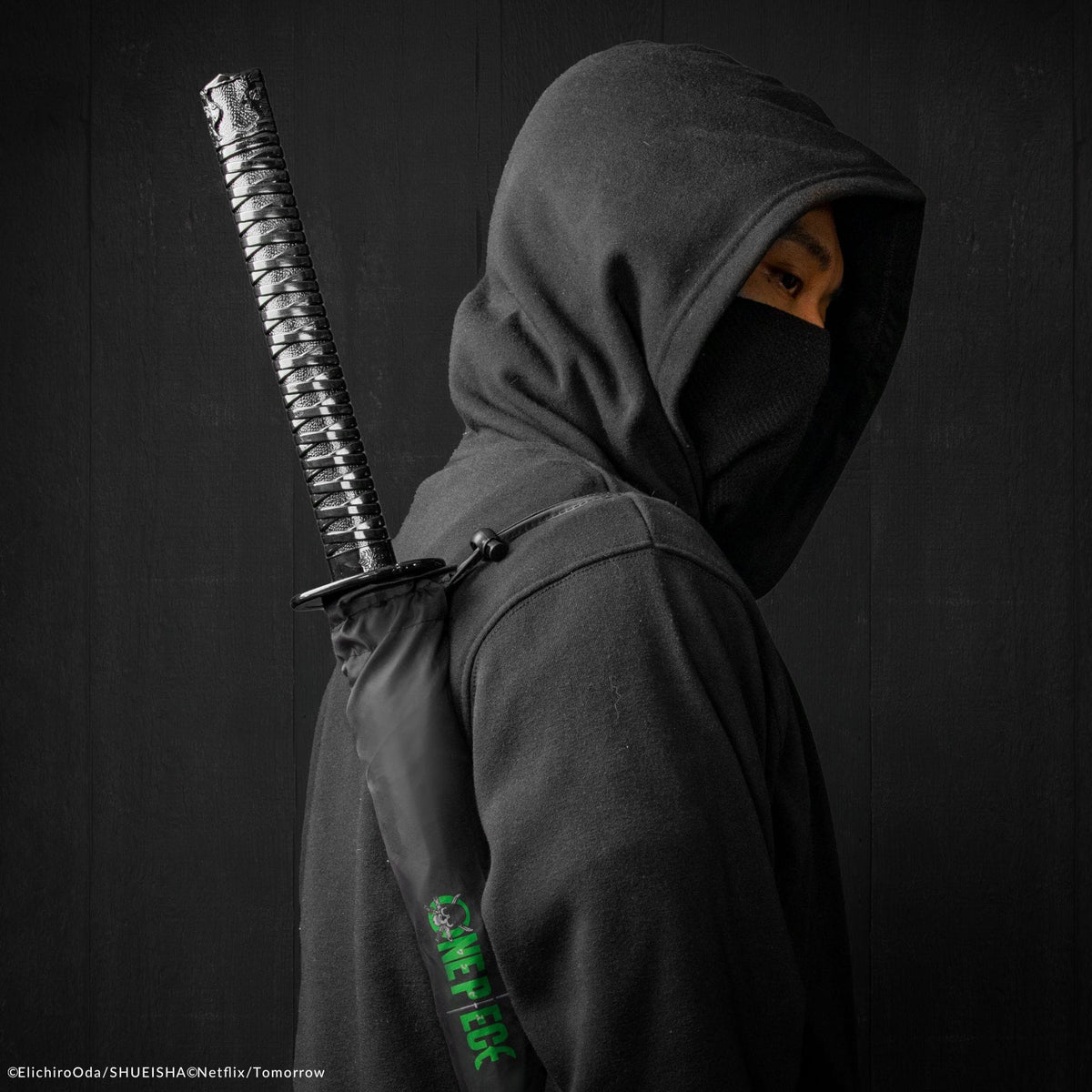 CINEREPLICAS: ONE PIECE - UMBRELLA - ZORO'S BLACK KATANA UMBRELLA 4895205618398