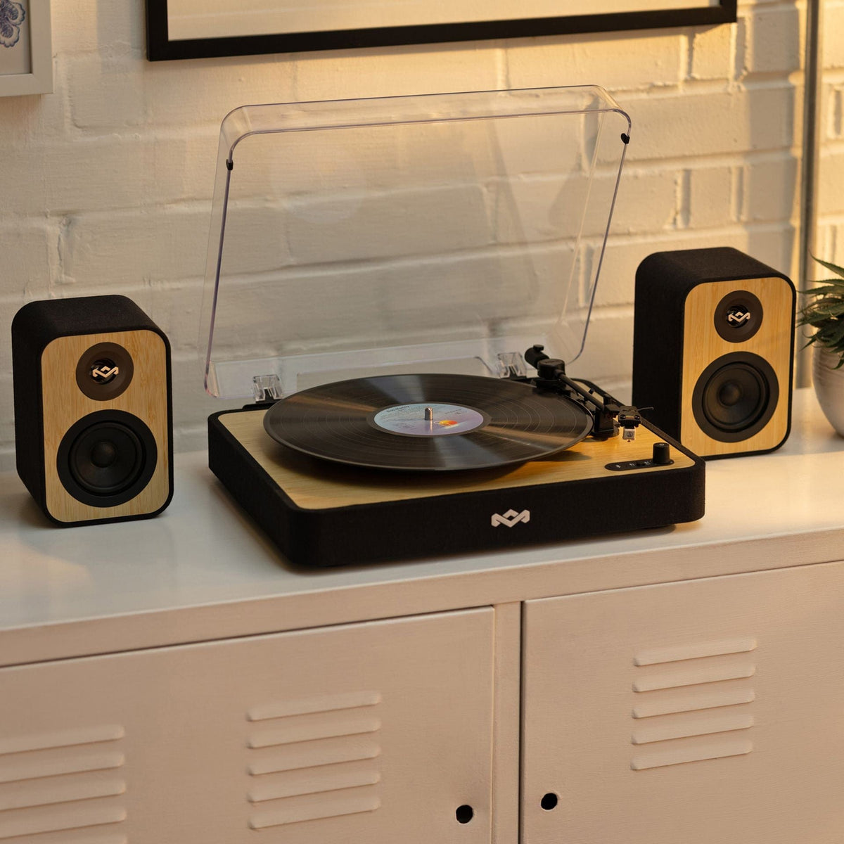 HOUSE OF MARLEY UPLIFT BT BOOKSHELF SPEAKERS SIGNATURE BLACK 846885011348
