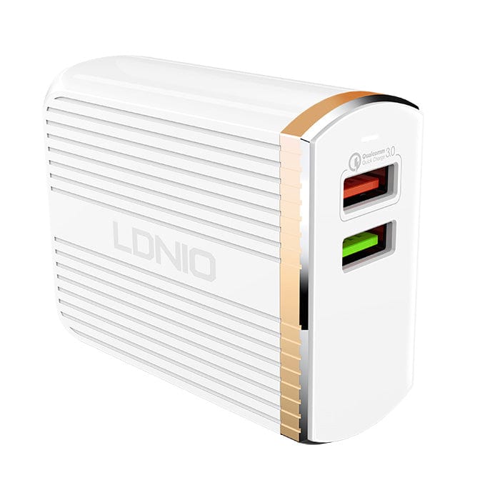 LDNIO SET ADAPTER A2502Q 220V 2X USB 1X QC 3.0 1x 2,4A + MICRO CABLE 6933138625026