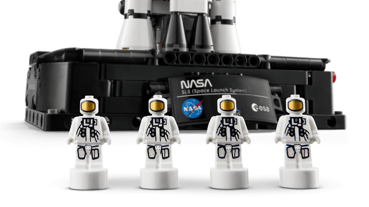 LEGO TECHNIC - NASA ARTEMIS SPACE LAUNCH SYSTEM ROCKET #42221 5702018067499
