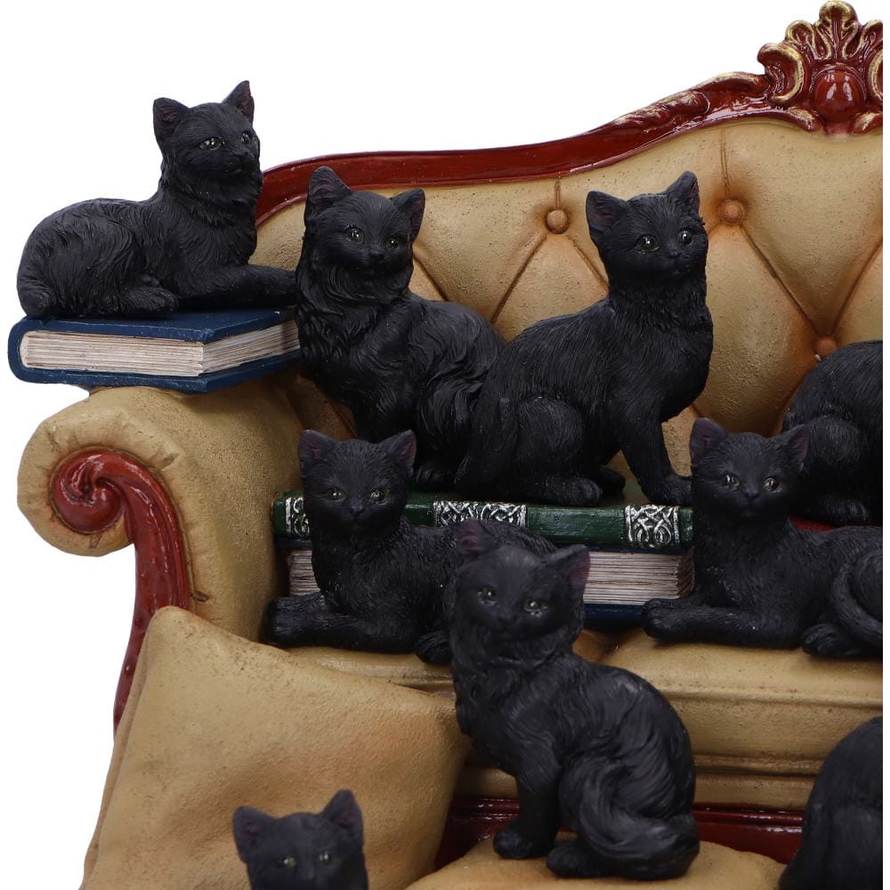 NEMESIS NOW COUCH CLOWDER ASSORTED 8012699990038