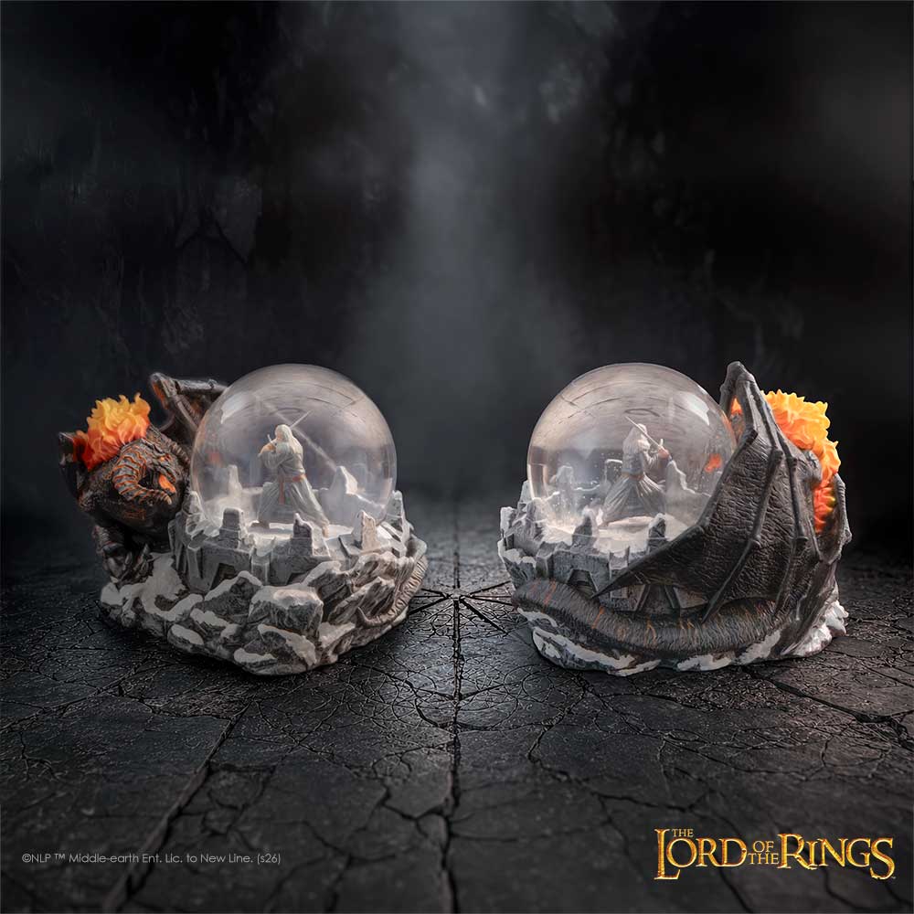 NEMESIS NOW - LORD OF THE RINGS - BATTLE OF THE PEAK SNOW GLOBE 12.8CM 801269164546