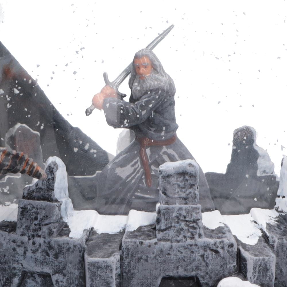 NEMESIS NOW - LORD OF THE RINGS - BATTLE OF THE PEAK SNOW GLOBE 12.8CM 801269164546