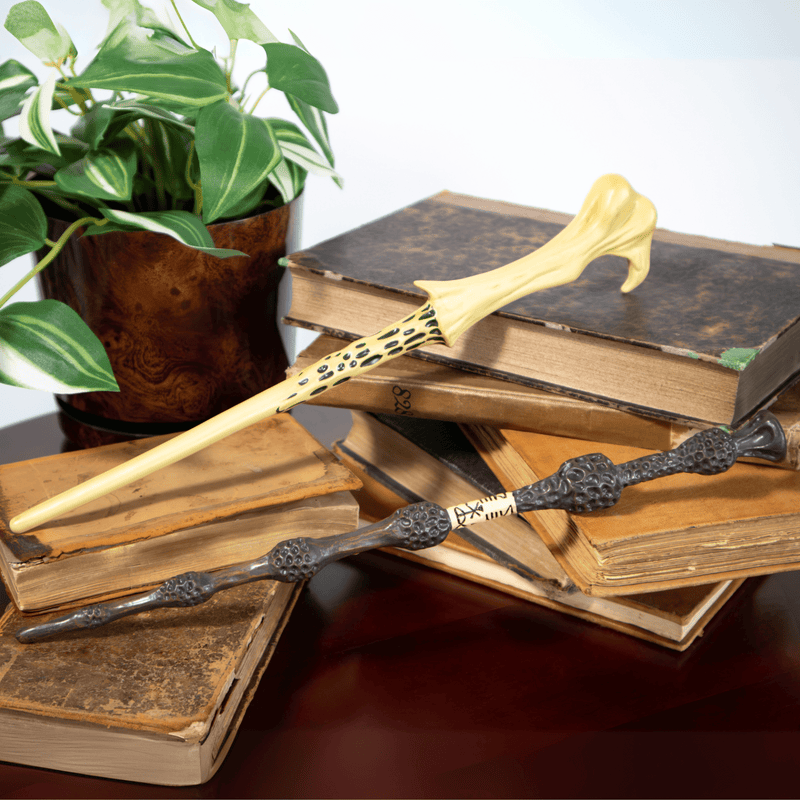 The Noble Collection - Lord Voldemort Character Wand - 14.7in (37.5cm The Noble Collection - Lord Voldemort Character Wand - 14.7in (37.5cm