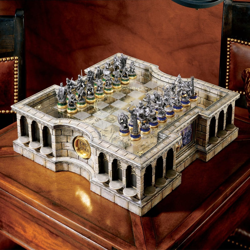 NOBLE COLLECTION - LORD OF THE RING - CHESS SET 812370010417