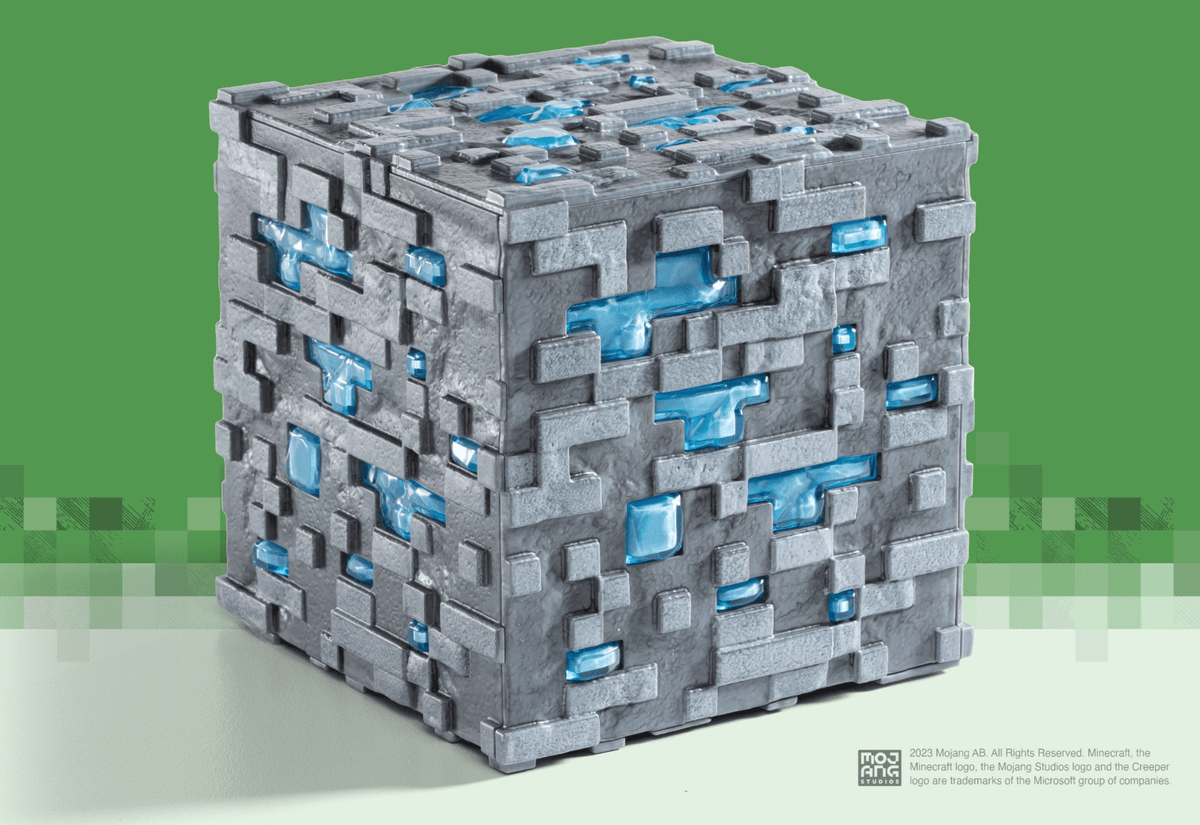 NOBLE COLLECTION Minecraft Illuminating Diamond Ore Replica 849421009458