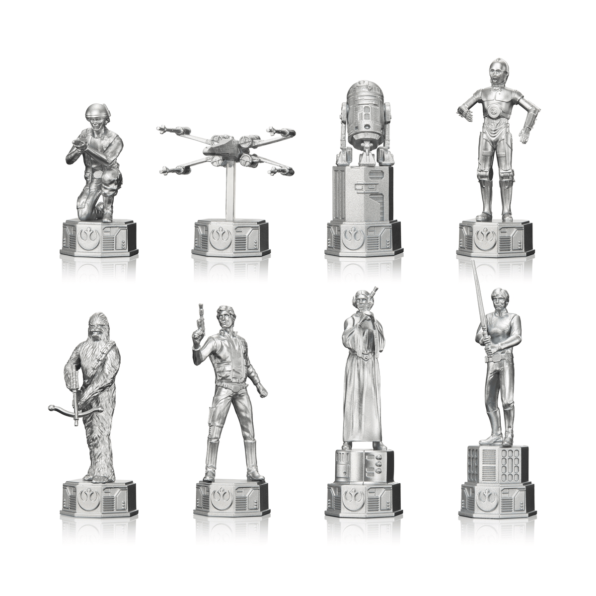 NOBLE COLLECTION Star Wars Original Trilogy Chess Set 849421012793