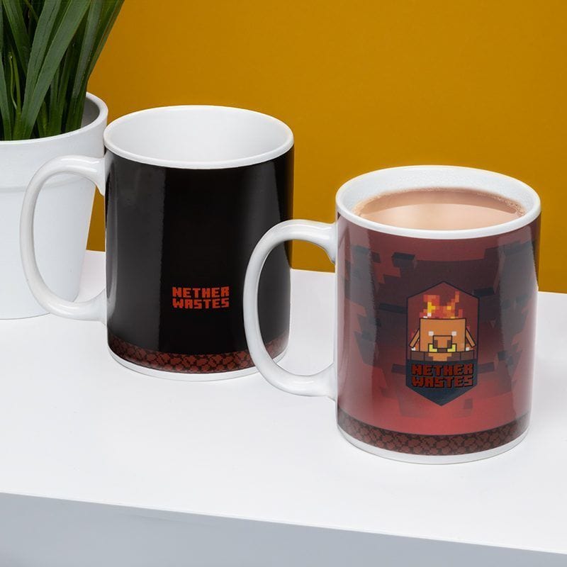 PALADONE MINECRAFT NETHER HEAT CHANGE MUG 5055964799496