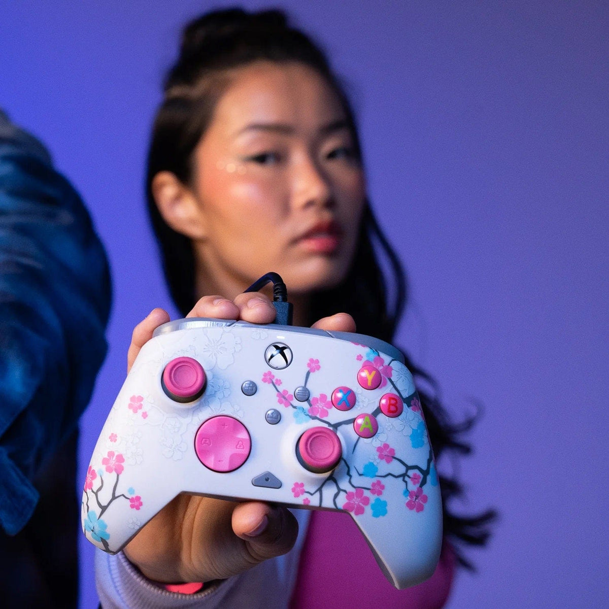 PDP XBOX WIRED REMATCH CONTROLLER - BLOSSOM GLOW IN THE DARK 708056071332