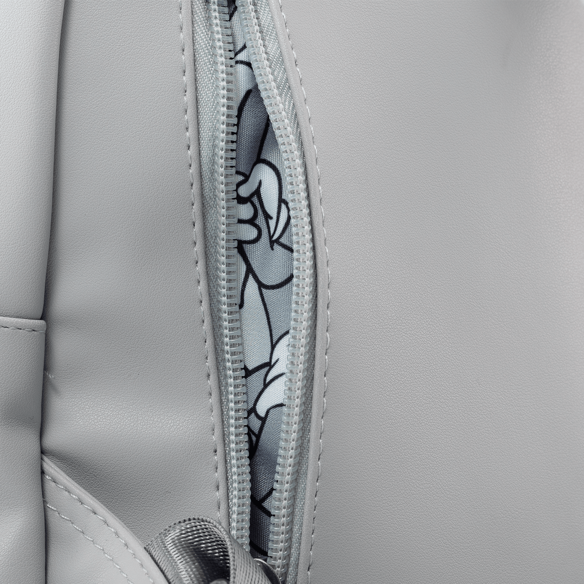 PYRAMID LOONEY TUNES BUGS BUNNY FASHION BACK PACK 5050293869025