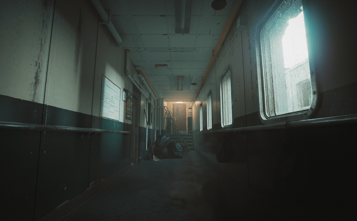 Still Wakes The Deep (Playstation 5) 5056635607546