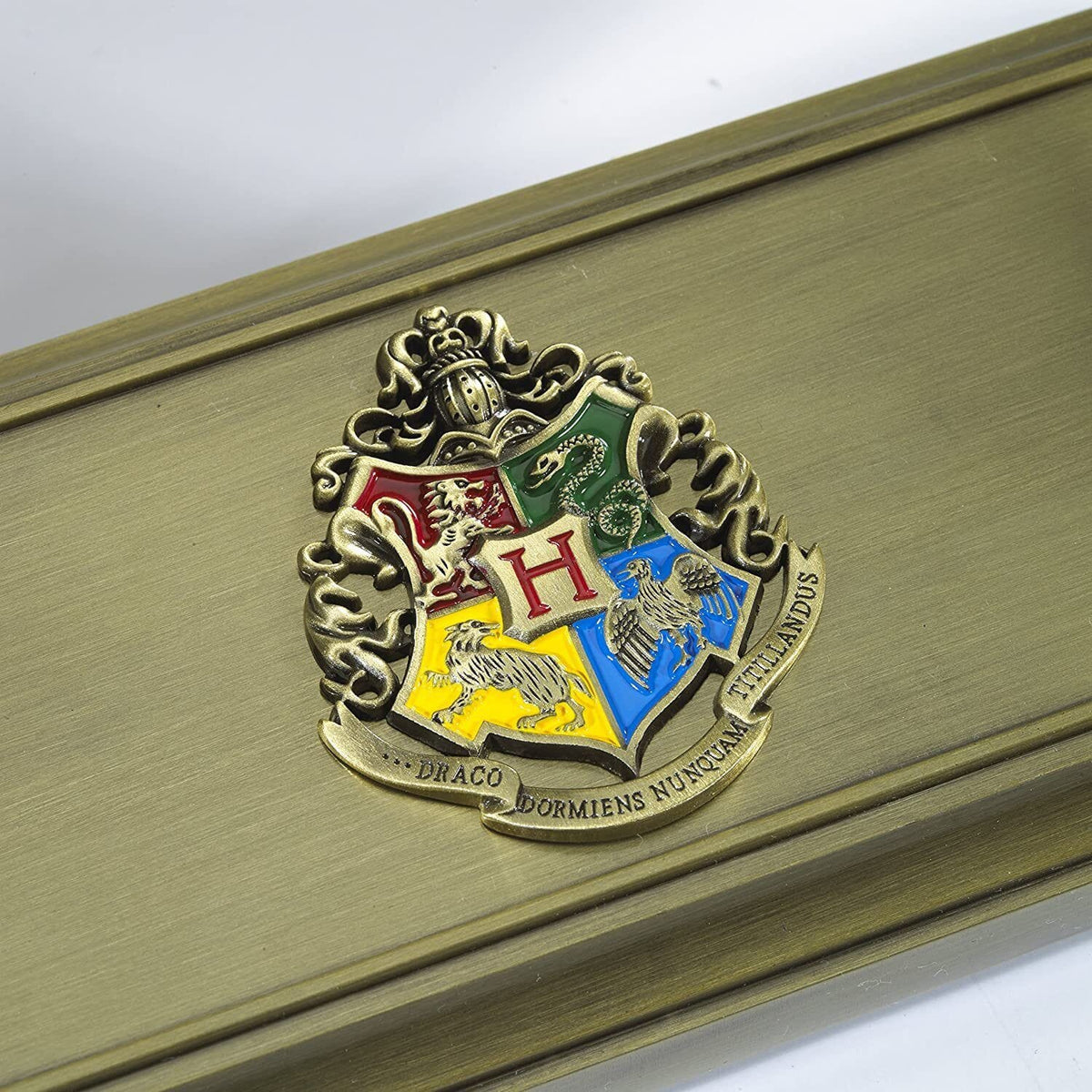 NOBLE COLLECTION - HARRY POTTER - WAND STAND - HOGWARTS 849421004057