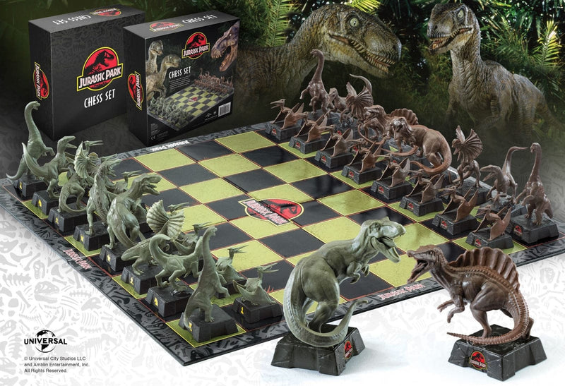 NOBLE COLLECTION - UNIVERSAL - JURASSIC PARK CHESS SET 849421007133